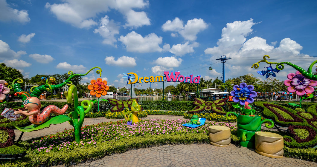 Full Day Dream World Theme Park