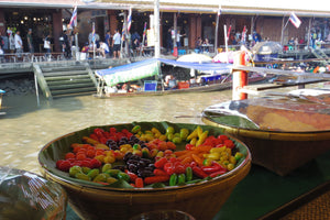 Full Day Amphawa Floating Market And Maeklong Railway Market (DSTH)