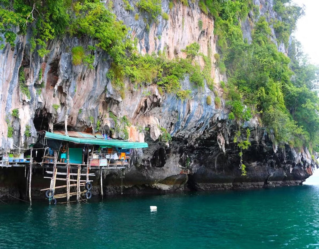 Full Day 4 Islands by Longtail Boat from Koh Lanta (LTC)